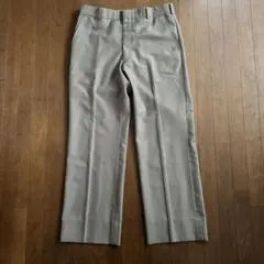 ベージュ スラックス