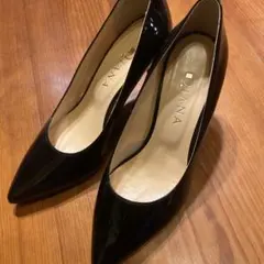ダイアナ ブラックパンプス 高ヒール ul19201 22.5 - メルカリ