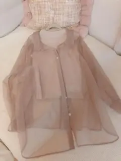 シースルー ベージュ 長袖シャツ