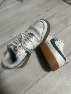NIKE AIR FORCE 1 LOW 