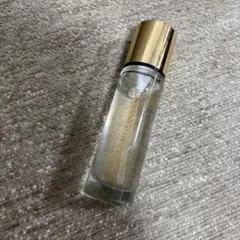 ゴールドラメ入り化粧下地のサムネイル