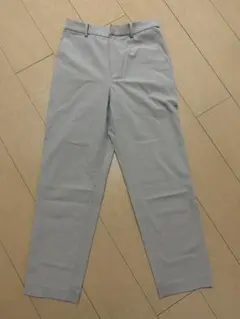 ユニクロ スラックス Sサイズ
