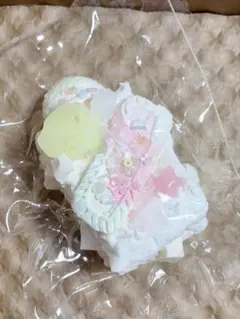 Peachy Studio アイスケーキ マスカット スクイーズ