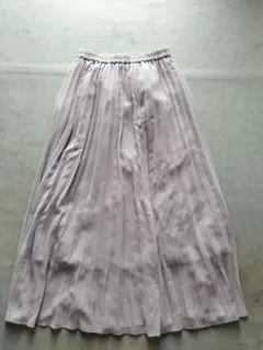 Gu プリーツスカート