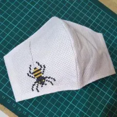 インナーマスク  蜘蛛  白地 Lサイズ