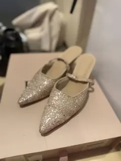 ROYAL PARTY キラキラミュール✨️のサムネイル