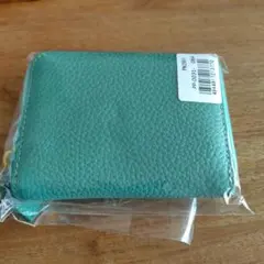 ターコイズ レザー 二つ折り財布　レザー