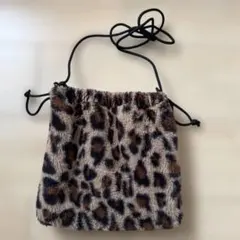 ヒョウ柄ファーショルダーバッグ