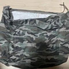 迷彩柄キャンバスショルダーバッグ
