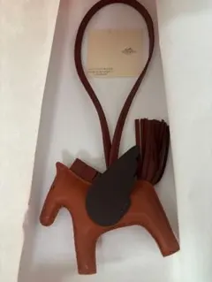 2025年最新】エルメス ペガサス チャームの人気アイテム - メルカリ