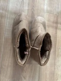 ベージュ スエード ショートブーツ