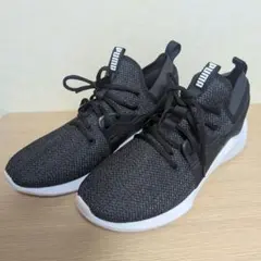 PUMA SOFTFOAM+ スニーカー 27cm メンズ ブラック 美品のサムネイル
