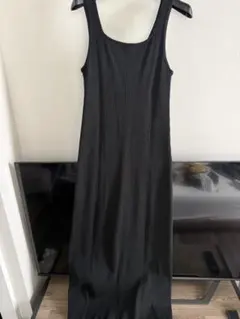 GU ジーユー　リブニットワンピース