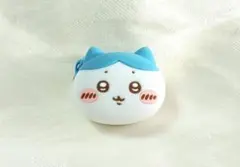 ちいかわ おかおミニシリコンポーチ（ハチワレ）