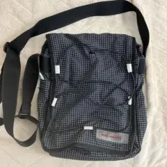 INÉD HOMME ブラックショルダーバッグ