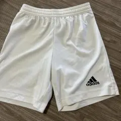adidas ホワイト ショートパンツ 130cm