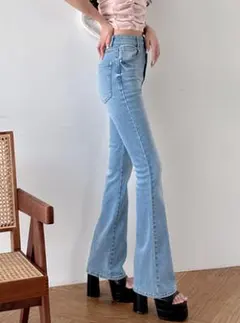 ハイウエストフレアデニムパンツ