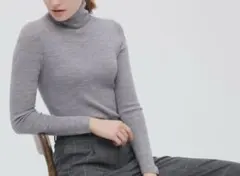 UNIQLO エクストラファイン メリノタートルネックセーター Ｍ グレー