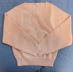 【新品未使用】UNIQLO U ♡ メリノブレンドVネックセーター