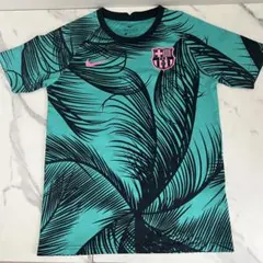 NIKE キッズ 半袖Tシャツ 緑 M サイズ　ドライフィット　速乾