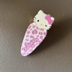 ハローキティ レオパード柄ヘアクリップ - メルカリ