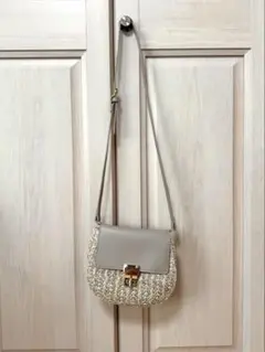 Item thumbnail for item 815a77cc-2e67-47d1-b96e-c09516ba35c2