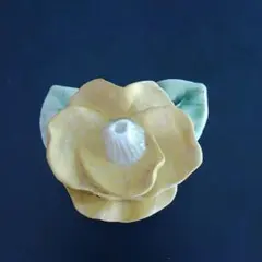 美品超レア物！　椿　岡佐久良作陶器帯留め