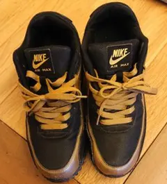 Nike Air Max ブラック/ゴールド