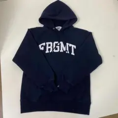 人気 【美品】FRAGMENT UNIV HOODIE 藤原ヒロシ フラグメント 藤原ヒロシ主宰の大学 フラグメントユニバーシティの公式グッズ発売
