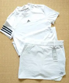 値下げ★新品★Ｍサイズ★adidas スカート（おまけモックネックシャツ)