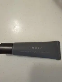THREE スムースオペレーター ハイパフォーマンスクリーム 01のサムネイル