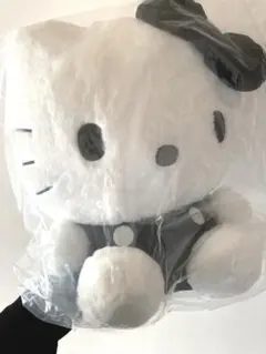 新品タグ付未開封　ハローキティ　モノクロドールGJ ぬいぐるみBIG 送料込み①