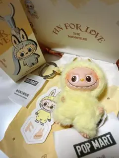 THE MONSTERS PIN FOR LOVE イニシャル　ラブブ　F