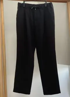 BeAMS 黒 テーパードパンツ　Ｍのサムネイル