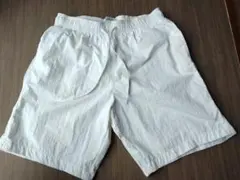 未使用　H&M ハーフパンツ 白スイムウェアのサムネイル
