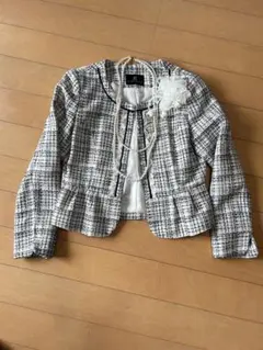 美品　ノーカラージャケット　￼フォーマル　￼入学式、卒業式