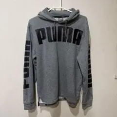 PUMA グレー フード付きパーカー