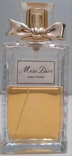 2026年最新】Dior 香水 ローズ&ローズ 100の人気アイテム - メルカリ