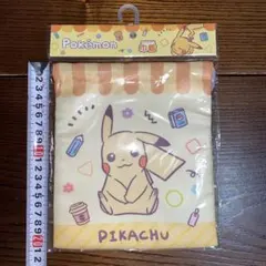 ピカチュウ 柄ポーチ