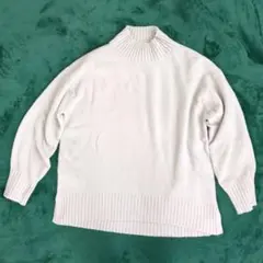 ハイネックセーター