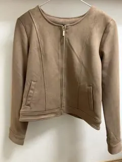 フェイクスエードノーカラーライダースジャケット　M ベージュ