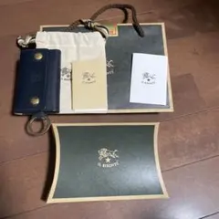 IL BISONTE ネイビー レザー キーケース