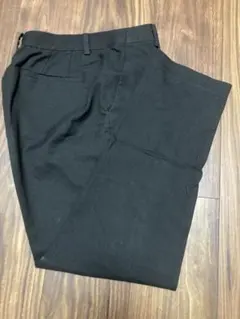 ユニクロ　アンクルパンツ　ブラック