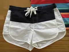 【新品】HELLY HANSEN ヘリーハン セン 水陸両用ショートパンツ 水着