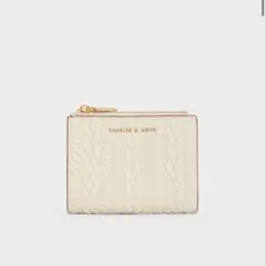 CHARLES & KEITH 二つ折り財布 アイボリー