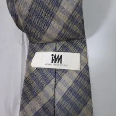 Item thumbnail for item 3bb03f6e-28a2-458b-a6d1-3633ee6a33f9