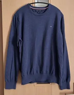 トミーヒルフィガー クルーネックコットンニット　濃ブルー　L