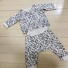 H&M　ベビー　セットアップ　4-6M 前開き