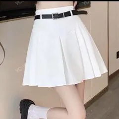ホワイト プリーツスカート
