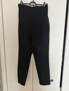UNIQLOスマートアンクルマタニティパンツ Lサイズ